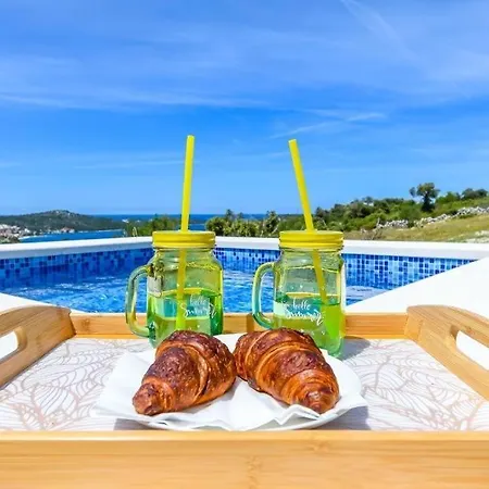 Family Friendly House With A Swimming Pool Cove Kalebova Luka, Rogoznica - 25561 Tatil Evi