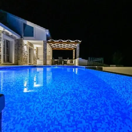 Tatil Evi Family Friendly House With A Swimming Pool Cove Kalebova Luka, Rogoznica - 25561 *