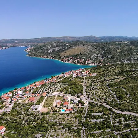 Family Friendly House With A Swimming Pool Cove Kalebova Luka, Rogoznica - 25561 Tatil Evi